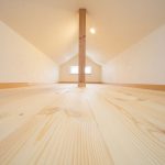 ゼロ宣言の家は屋根下断熱性能が日本最高レベルなので、屋根裏収納庫も居室として使って頂けます。