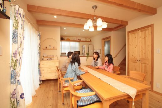 「日本一の住み心地」に認定された「ゼロ宣言の家」は家族のきずなも深めてくれます。